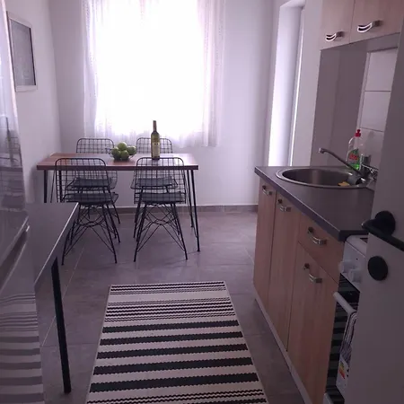 Serenity Centre דירה