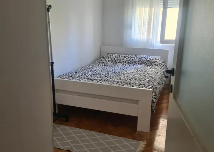 Serenity Centre דירה פודגוריצה